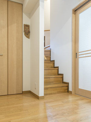 ご夫婦の会話が楽しめる明るい空間に ご夫婦の会話が楽しめる明るい空間に